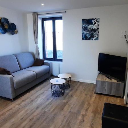 Les Appartements De La B Saint-Benoît-des-Ondes Exteriör bild