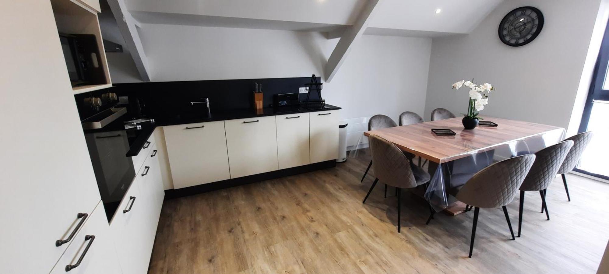 Les Appartements De La B Saint-Benoît-des-Ondes Exteriör bild