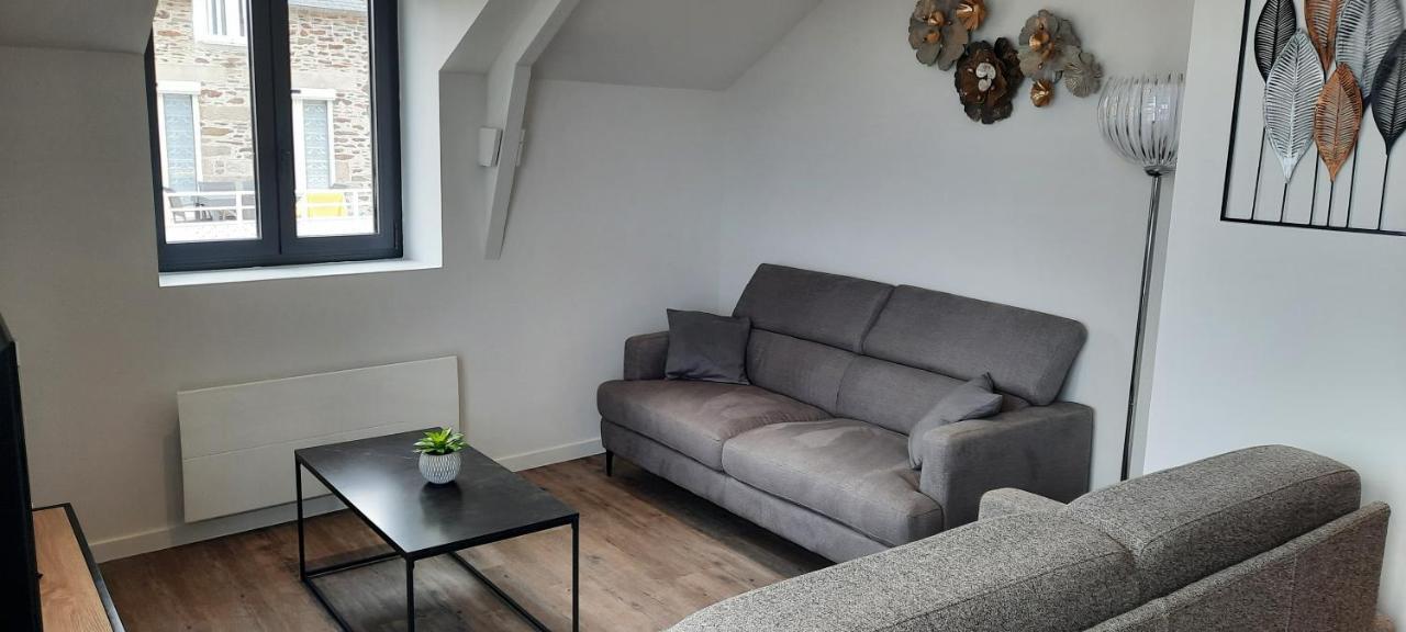 Les Appartements De La B Saint-Benoît-des-Ondes Exteriör bild