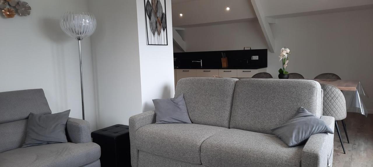 Les Appartements De La B Saint-Benoît-des-Ondes Exteriör bild