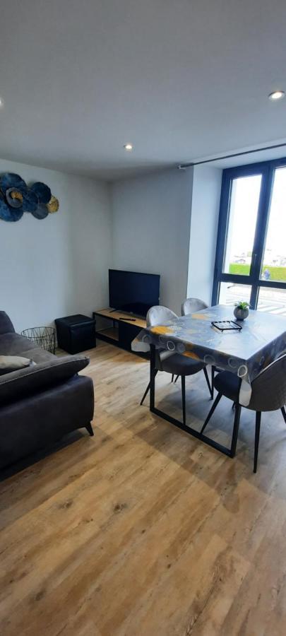 Les Appartements De La B Saint-Benoît-des-Ondes Exteriör bild