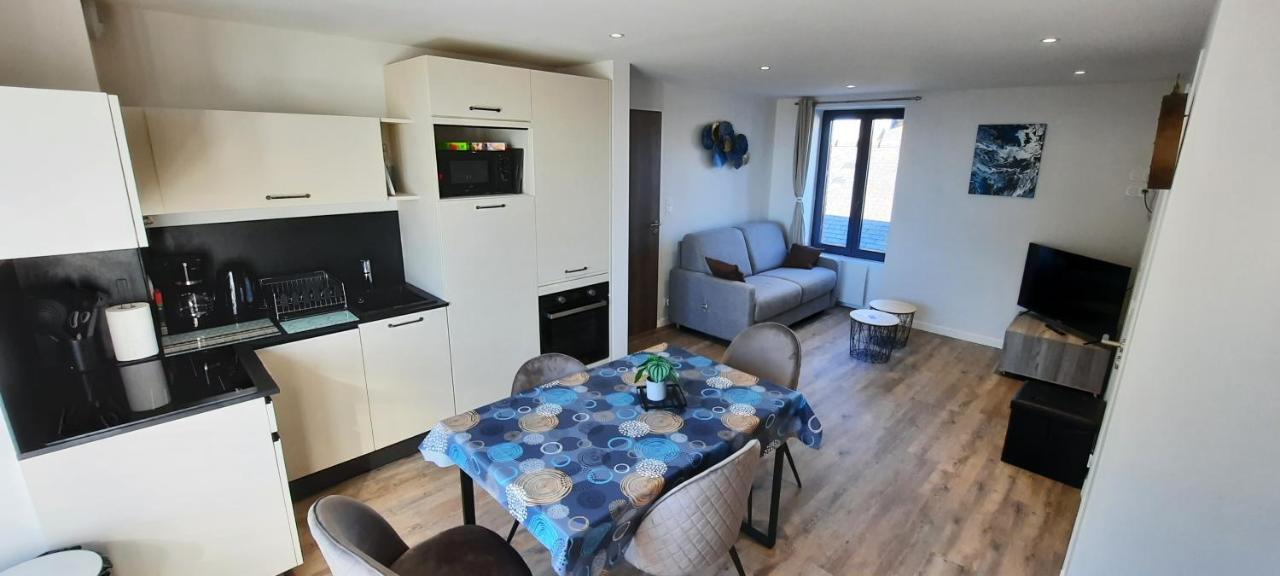 Les Appartements De La B Saint-Benoît-des-Ondes Exteriör bild