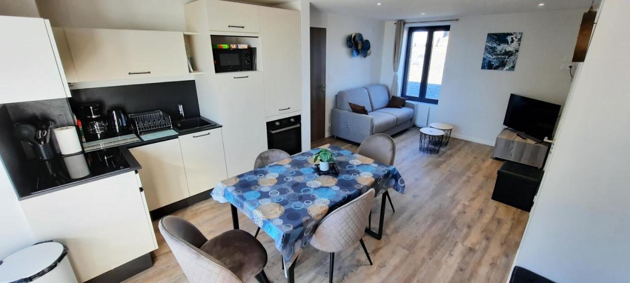 Les Appartements De La B Saint-Benoît-des-Ondes Exteriör bild