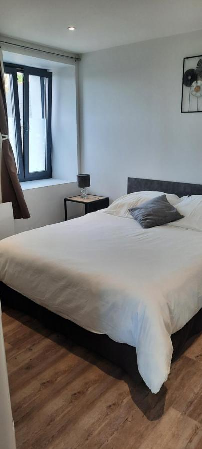 Les Appartements De La B Saint-Benoît-des-Ondes Exteriör bild